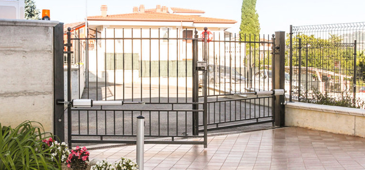 Santa Monica Swing Gate Repair